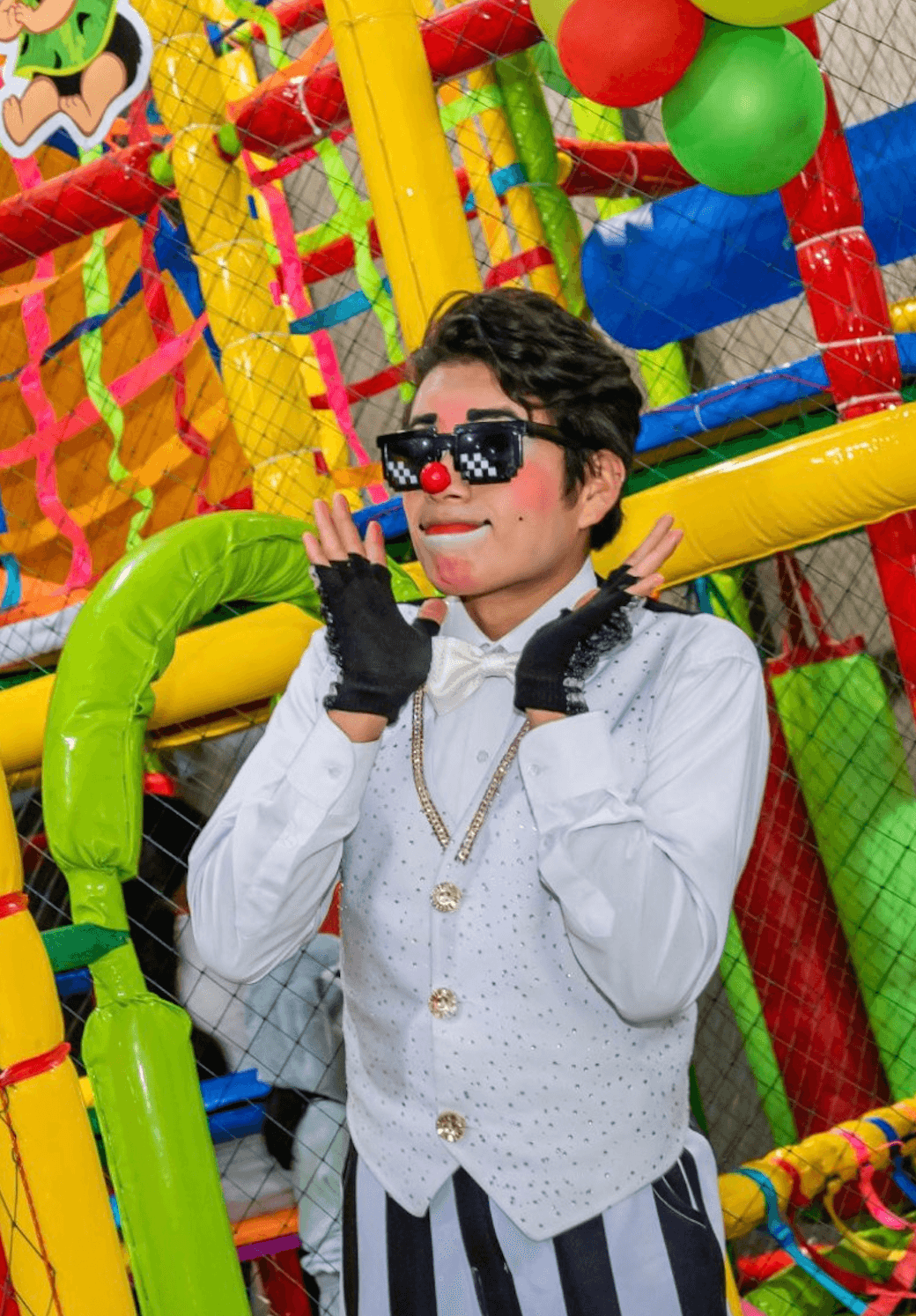 Los Pekes - Nuestra identidad